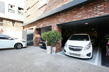 Yaja Chunho 2* Seoul